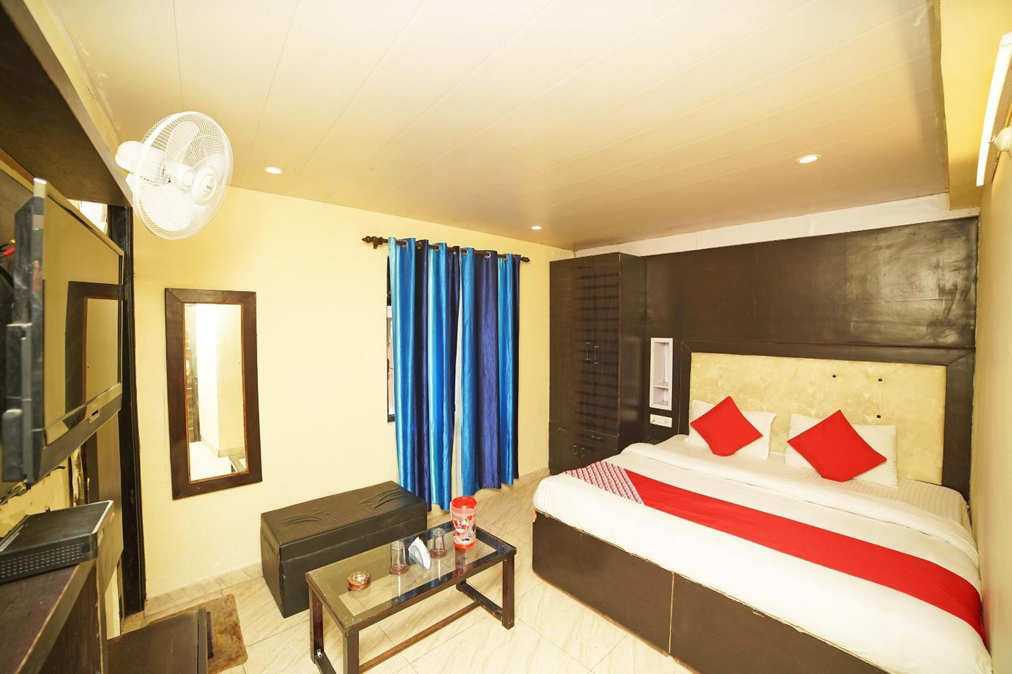 Hotel Oyo Flagship 8594 Golden Nest à Nainital Extérieur photo