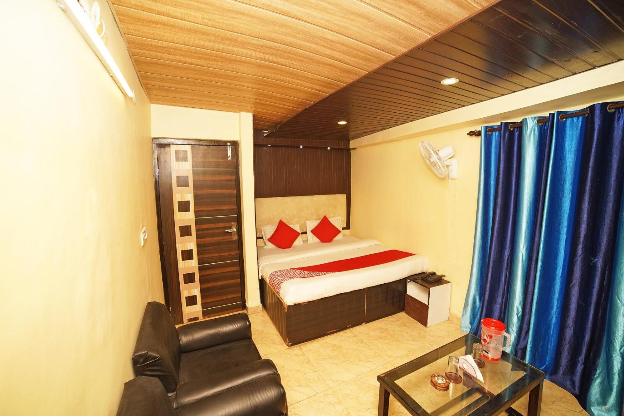 Hotel Oyo Flagship 8594 Golden Nest à Nainital Extérieur photo