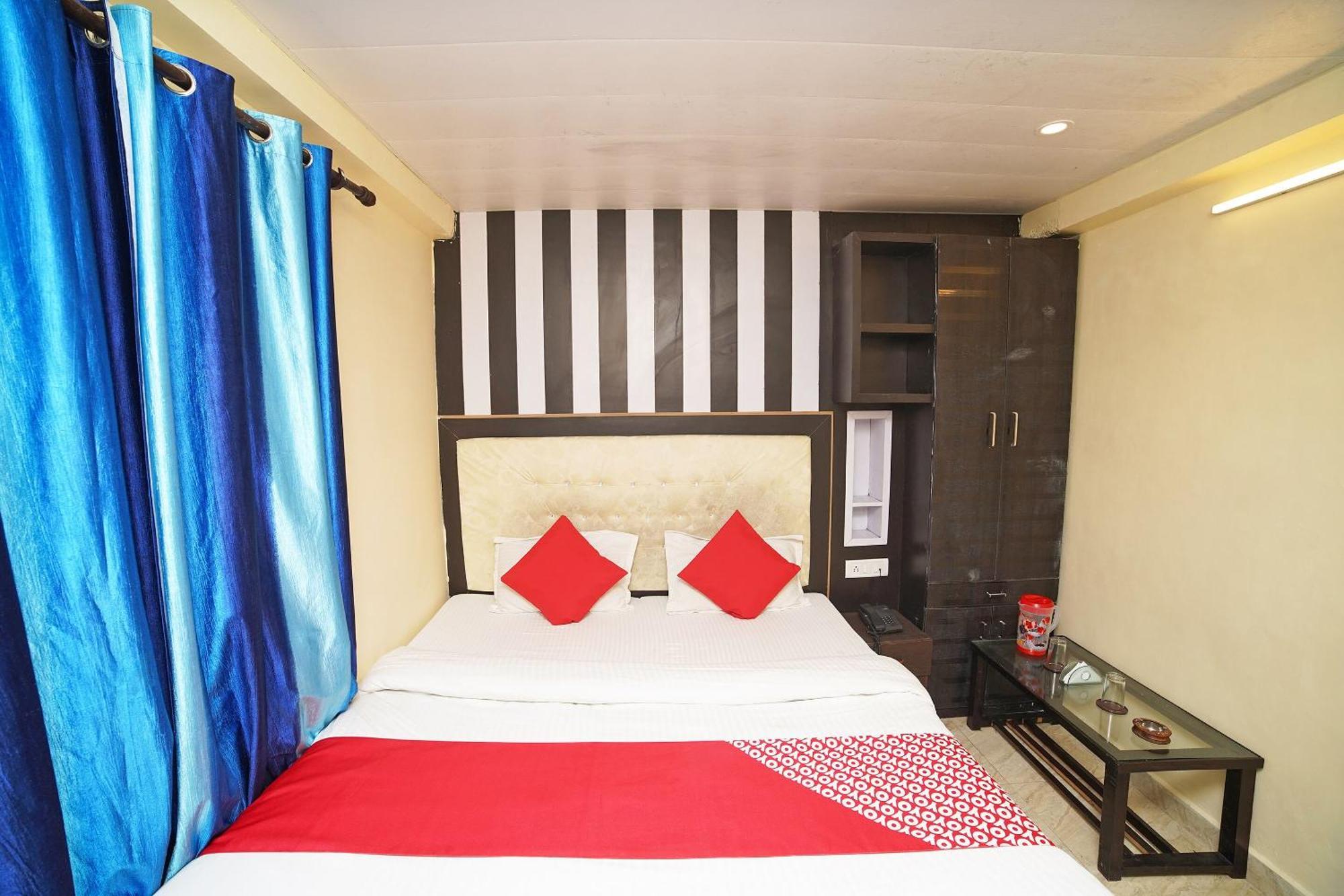 Hotel Oyo Flagship 8594 Golden Nest à Nainital Extérieur photo