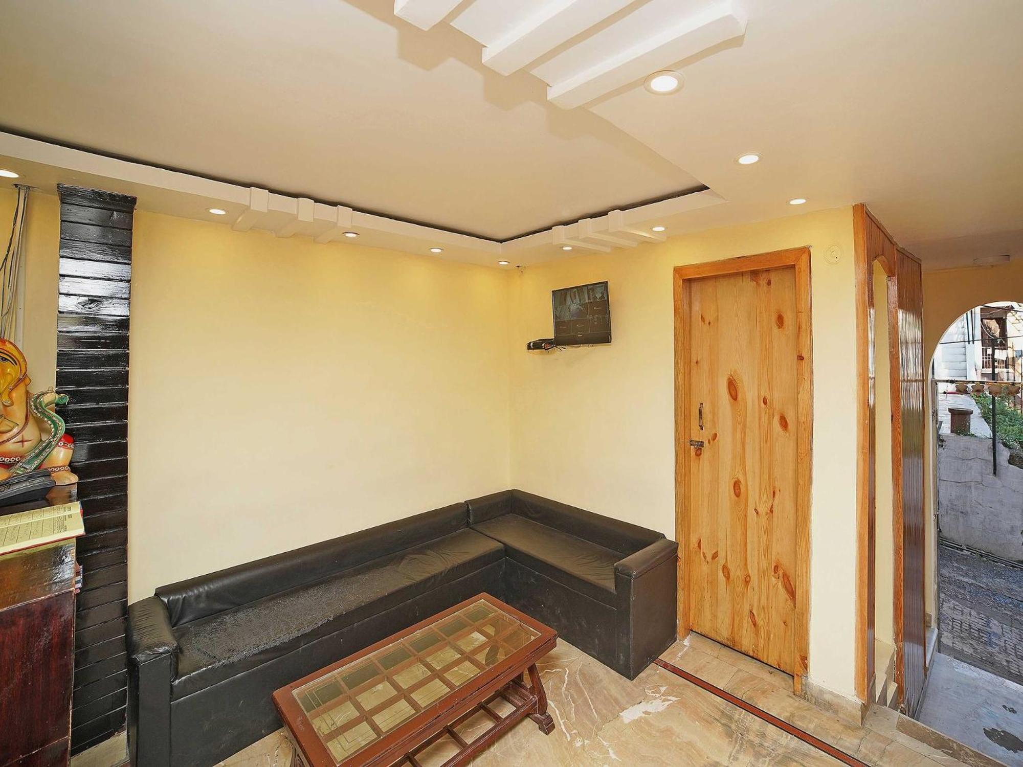 Hotel Oyo Flagship 8594 Golden Nest à Nainital Extérieur photo