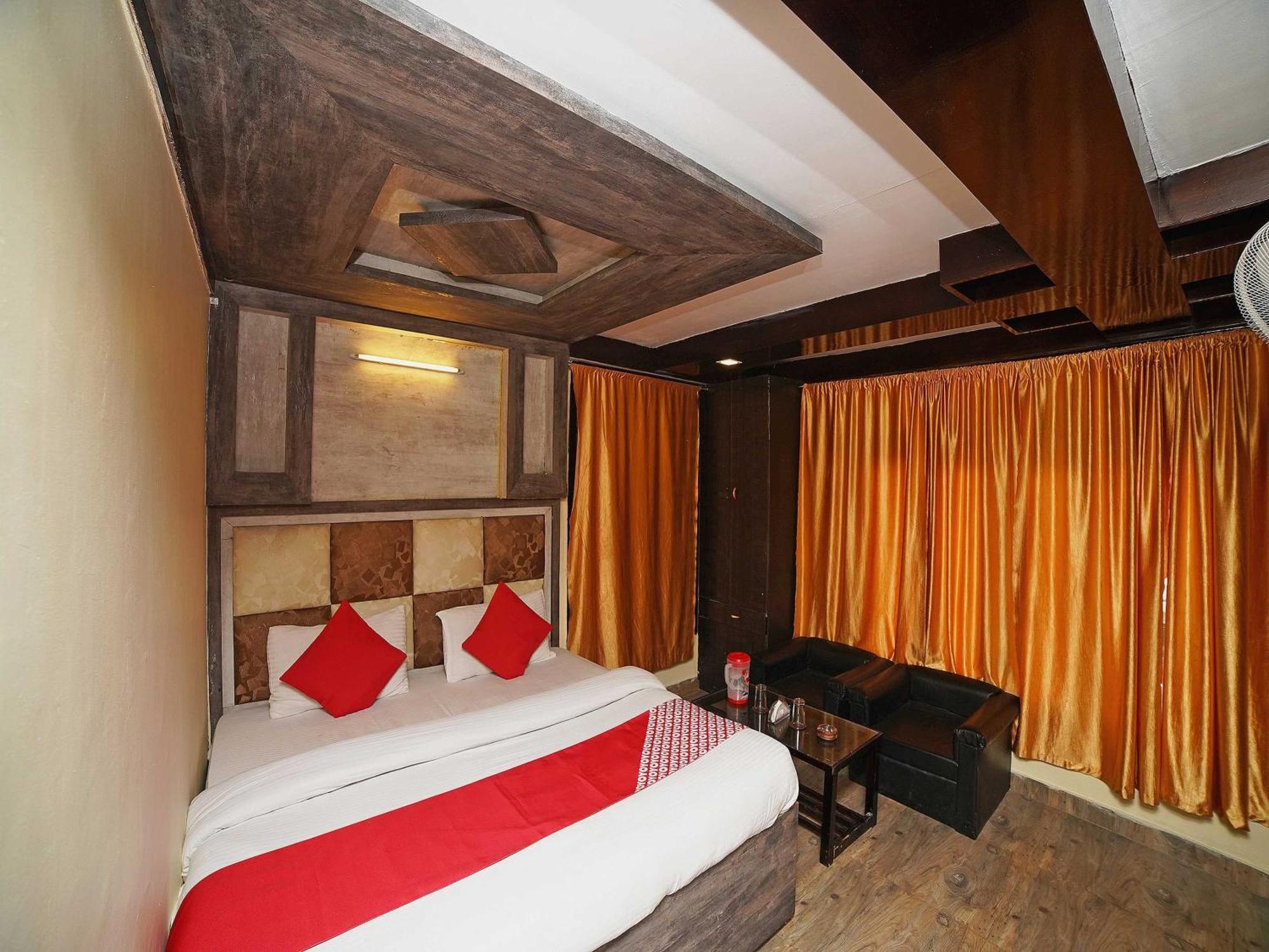 Hotel Oyo Flagship 8594 Golden Nest à Nainital Extérieur photo