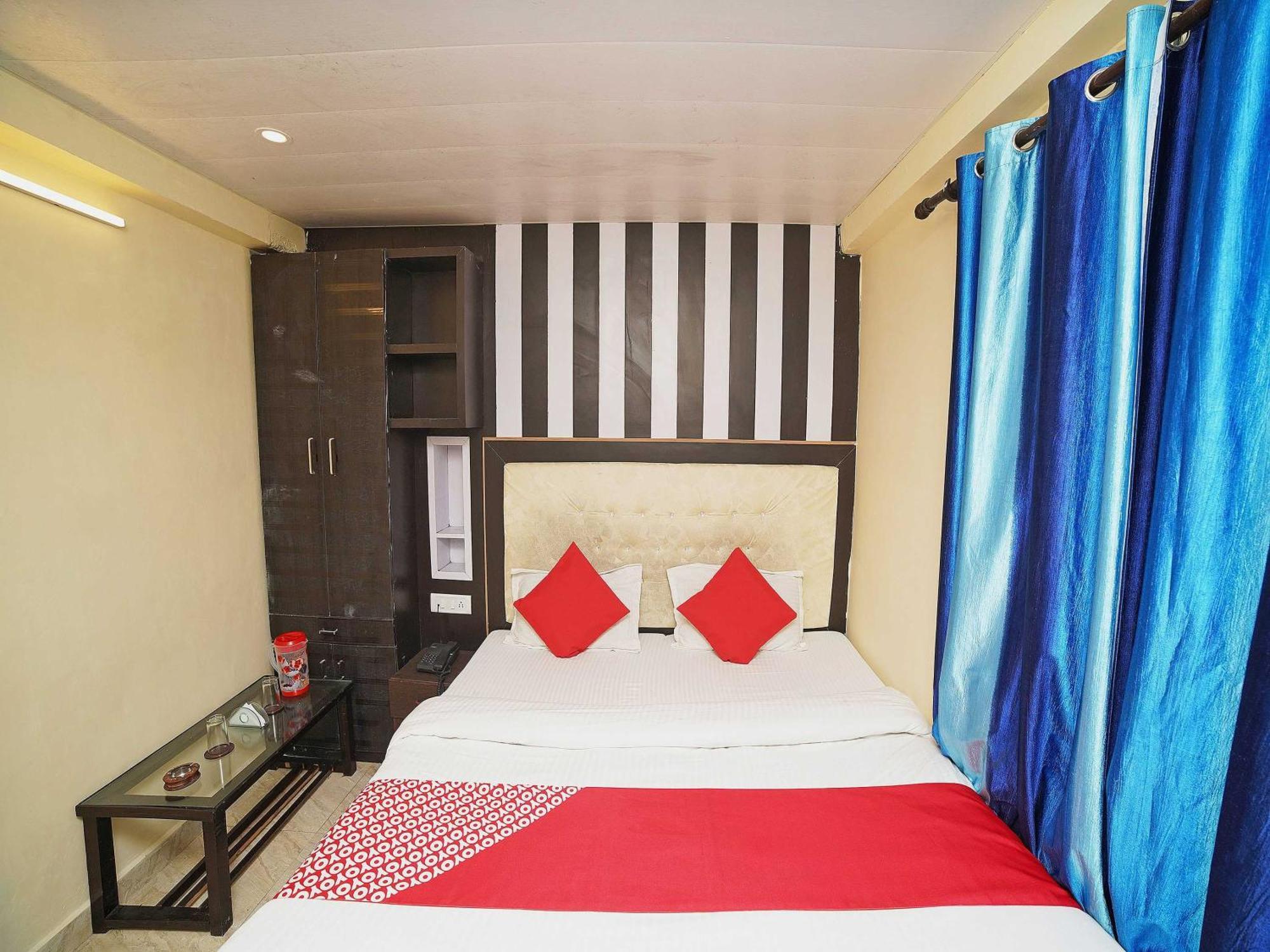 Hotel Oyo Flagship 8594 Golden Nest à Nainital Extérieur photo