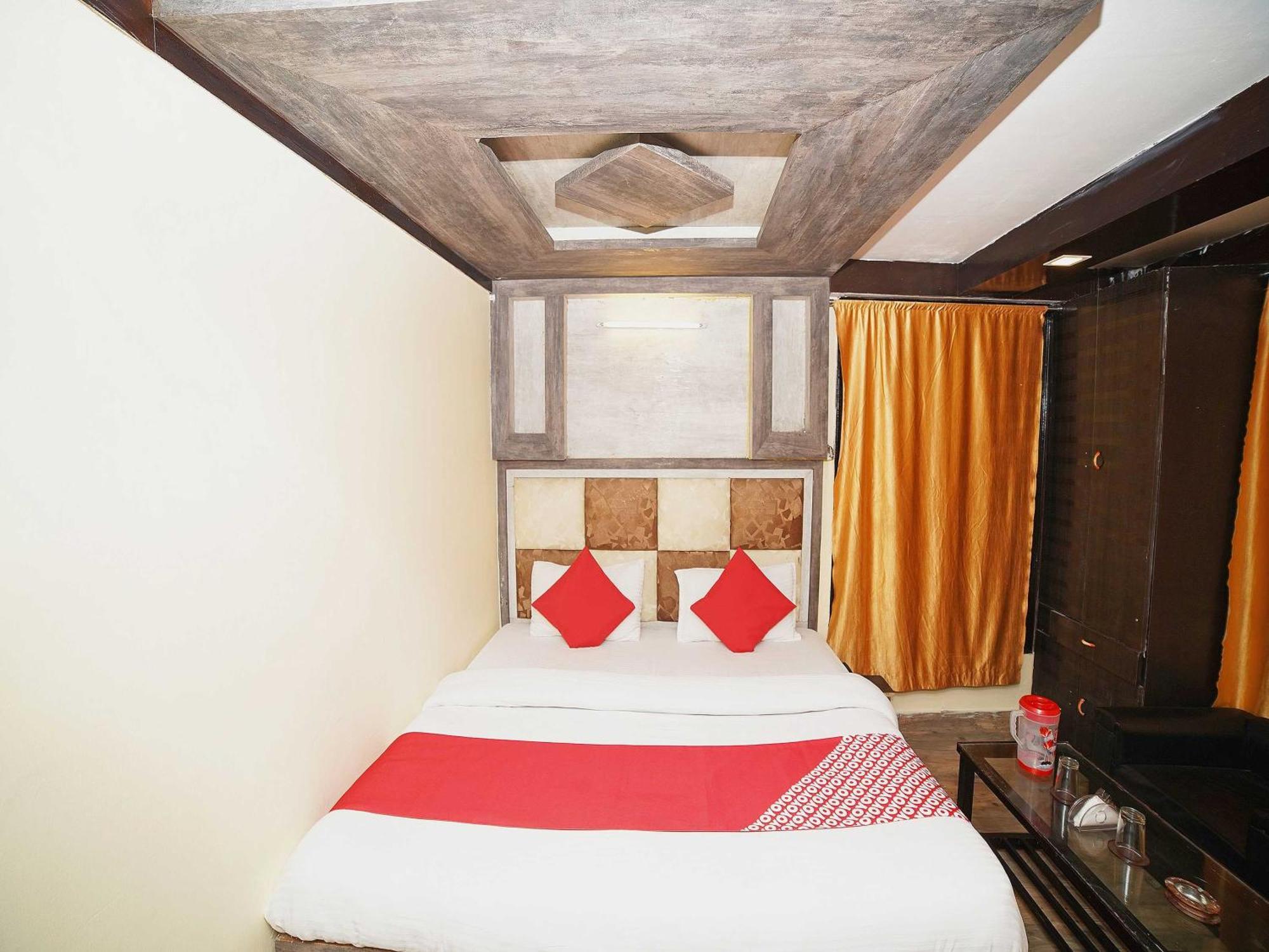 Hotel Oyo Flagship 8594 Golden Nest à Nainital Extérieur photo