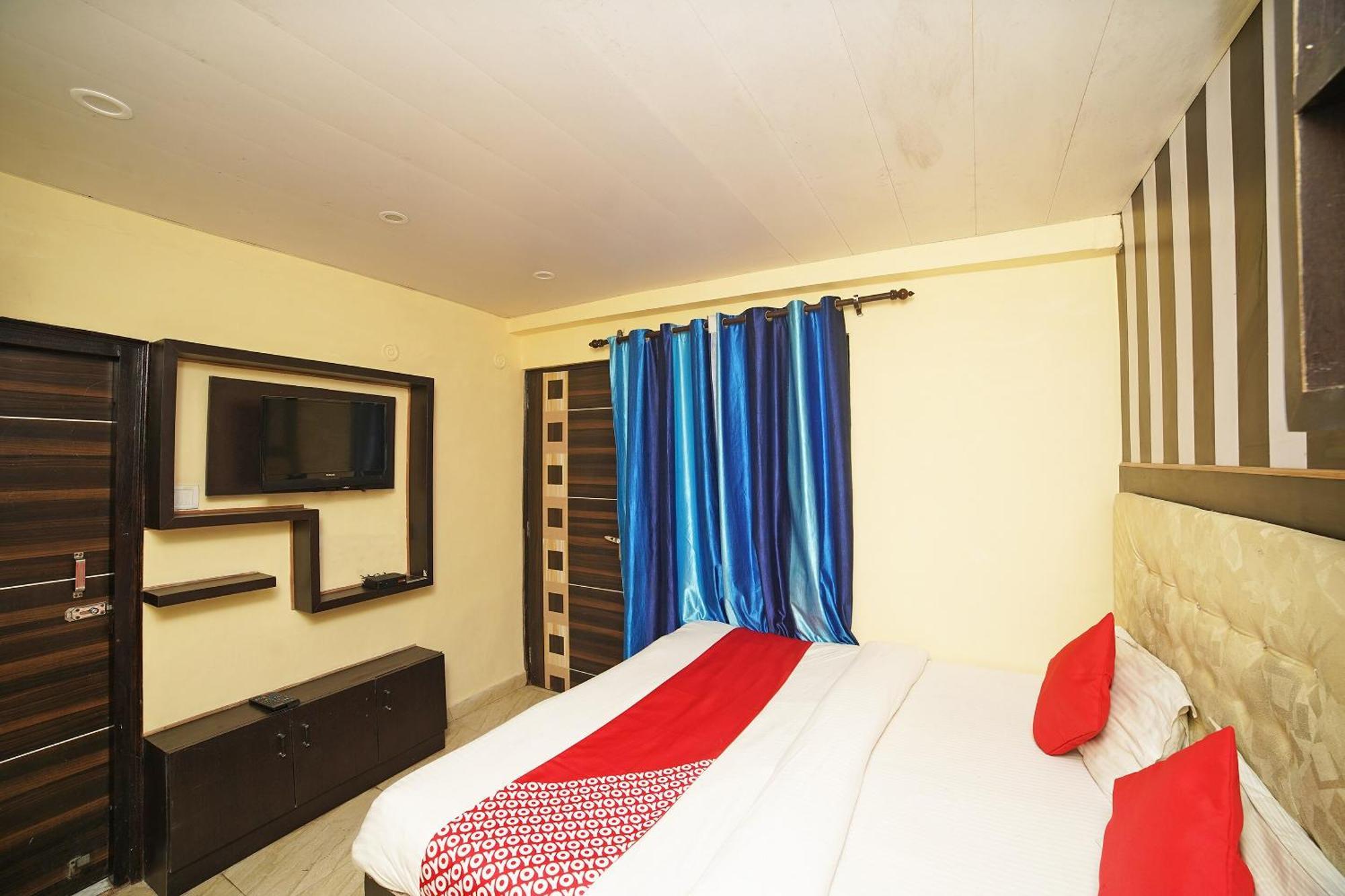 Hotel Oyo Flagship 8594 Golden Nest à Nainital Extérieur photo