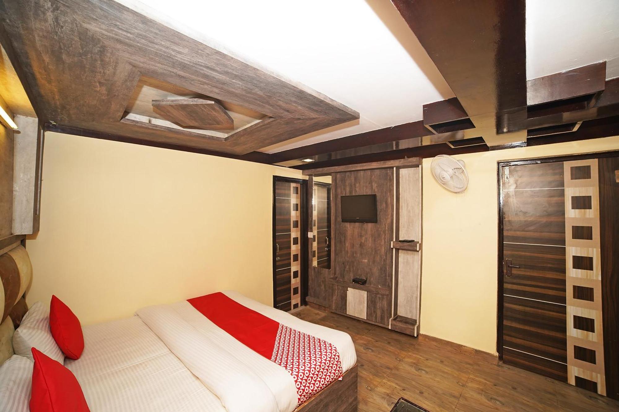 Hotel Oyo Flagship 8594 Golden Nest à Nainital Extérieur photo
